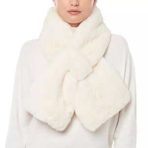 APPARIS Bambi Lightweight Faux Fur Scarf Ivory Fuzzy Pull Through Soft Polyester